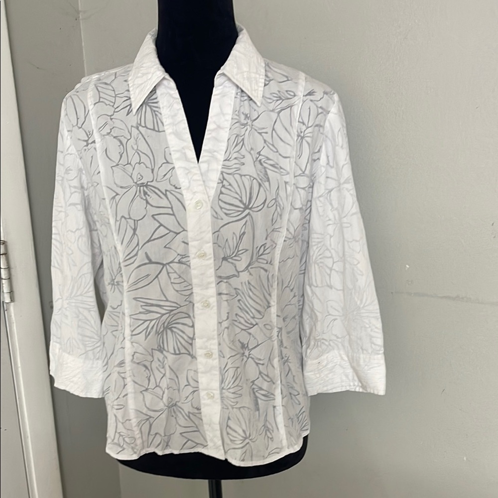 Floral White Button-Up Women's Top